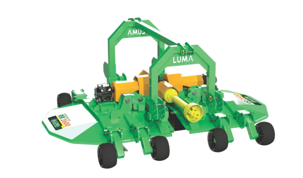 Roçadeira agrícola articulada RR-2600 FLEX LUMA com 8 rodas e transmissão direta.