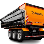 Semirreboque com descarregamento por empurre SR Beltz Construção.